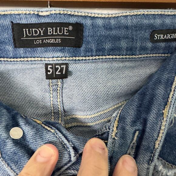 Judy Blue Straight Fit Distressed Women's 5/27 Light Wash Jeans #JB82391 Stretch - Picture 4 of 5
